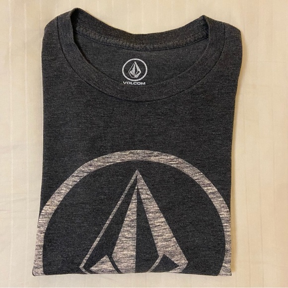 Volcom gray comfy relaxed t-shirt sz L 50/50 cotton/polyester - Picture 10 of 11